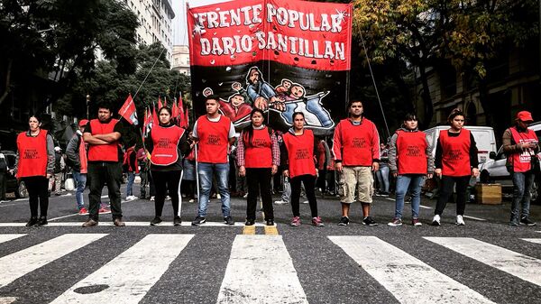 Militantes del Frente Popular Darío Santillán (Argentina) - Sputnik Mundo