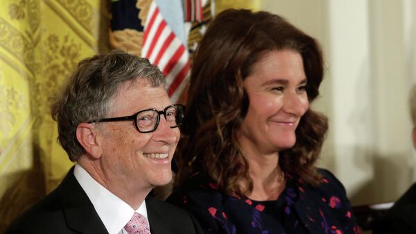 Bill y Melinda Gates el 2016 - Sputnik Mundo