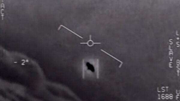 Uno de los  fenómenos aéreos vistos por los pilotos de la Armada de EEUU - Sputnik Mundo