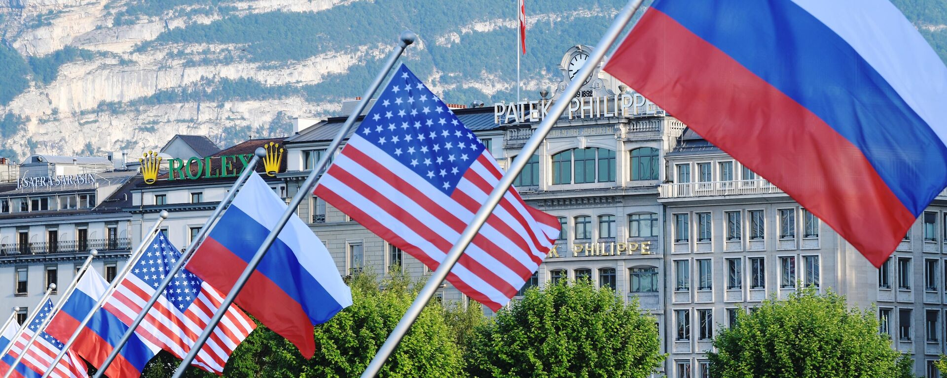 Banderas de Rusia y EEUU en Ginebra Banderas de Rusia y EEUU en Ginebra - Sputnik Mundo, 1920, 10.01.2022