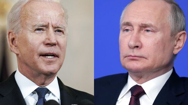 Joe Biden, presidente de EEUU, y Vladímir Putin, presidente de Rusia - Sputnik Mundo