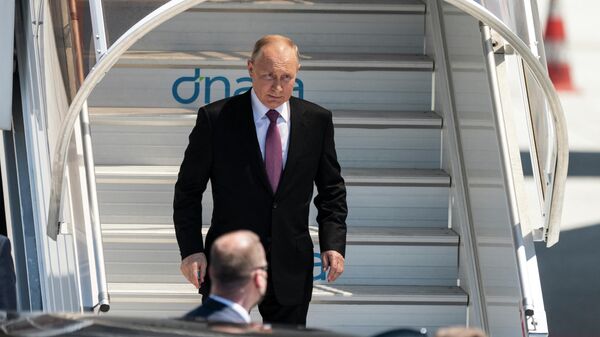 El presidente de Rusia, Vladímir Putin, llega a Ginebra  - Sputnik Mundo