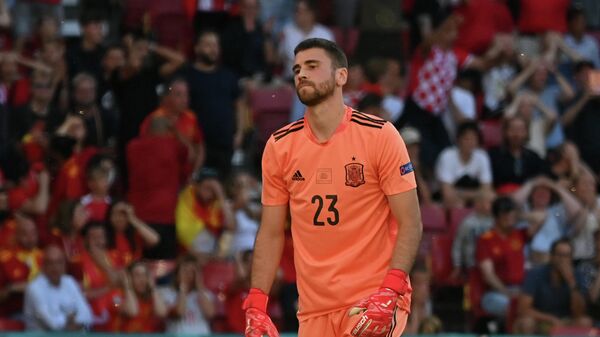 El portero de España, Unai Simón, durante el partido contra Croacia en la Eurocopa de 2021 - Sputnik Mundo