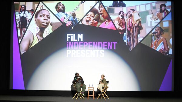 El director de 'Summer of Soul', Questlove, durante una presentación del film en Los Angeles - Sputnik Mundo