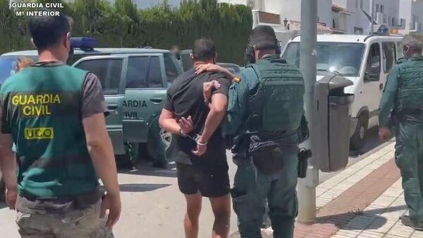 Detenido un líder del crimen organizado neerlandés buscado por matar por error a un dj (Marbella, Málaga) - Sputnik Mundo