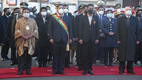 El viceprecidente de Bolivia, David Choquehuanca, el presidente de Bolivia, Luis Arce Catacora, y el presidente del senado, Andrónico Rodríguez - Sputnik Mundo