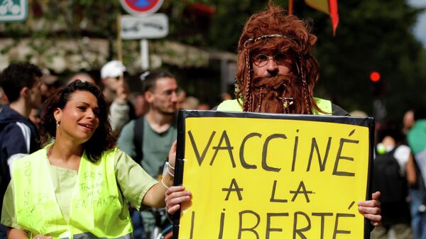 Las protestas por el pase de salud en Francia - Sputnik Mundo