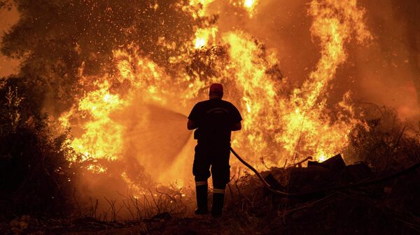 Incendios forestales en Grecia - Sputnik Mundo
