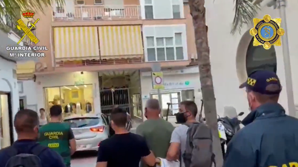 Detención del 'Monje' en Fuengirola (Málaga) - Sputnik Mundo