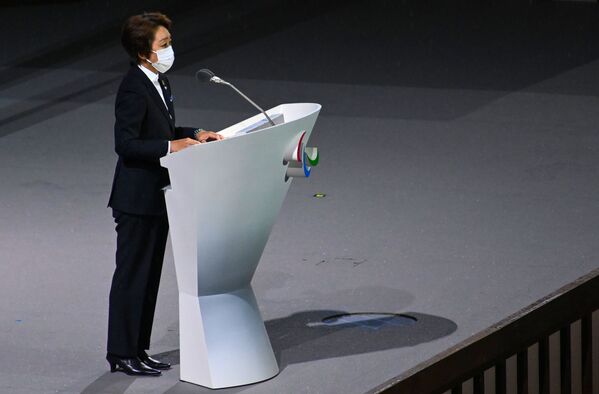 El evento se celebró sin público debido a las restricciones por la pandemia. En la foto: la presidenta del Comité Organizador de los Juegos Olímpicos y Paralímpicos de Tokio, Seiko Hashimoto, en la ceremonia de inauguración de los Juegos Paralímpicos 2020. - Sputnik Mundo