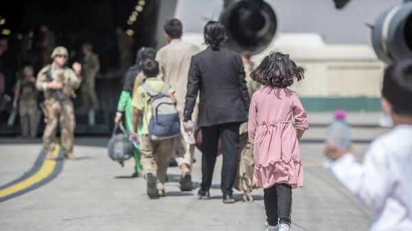 Evacuación de afganos de Kabul - Sputnik Mundo