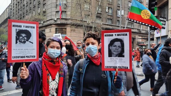 Fotos de las víctimas de la dictadura en Chile - Sputnik Mundo