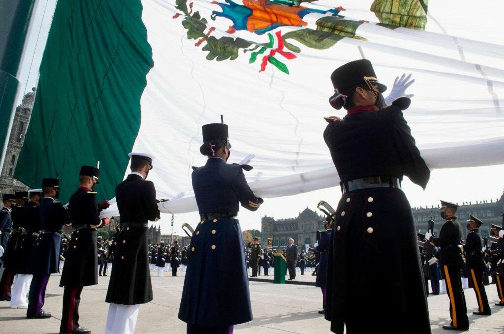 Más de 2.000 mujeres de las Fuerzas armadas participaron en el desfile - Sputnik Mundo, 1920, 16.09.2021