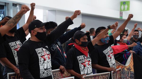 Integrantes del EZLN reciben a gira europea - Sputnik Mundo