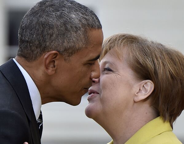 Después de su primer mandato, Angela Merkel encabezó los Gobiernos alemanes en tres ocasiones más: la coalición negra y amarilla con el Partido Demócrata Libre y dos más con el SPD.En la foto: la canciller alemana, Angela Merkel, y el presidente de Estados Unidos, Barack Obama, reunidos en Hannover (Alemania), en el 2016. - Sputnik Mundo