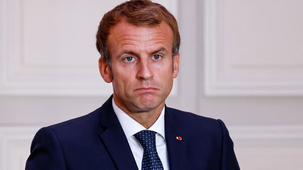 el presidente francés Emmanuel Macron - Sputnik Mundo