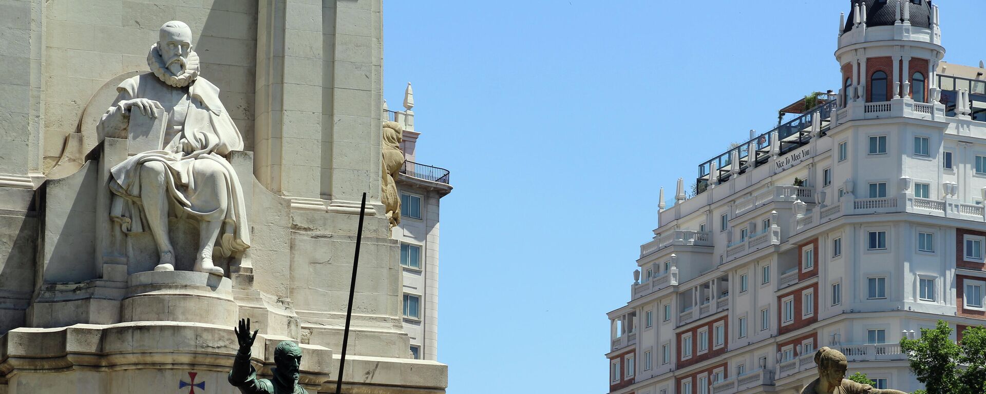 Monumento dedicado a Miguel de Cervantes en Madrid - Sputnik Mundo, 1920, 29.09.2021