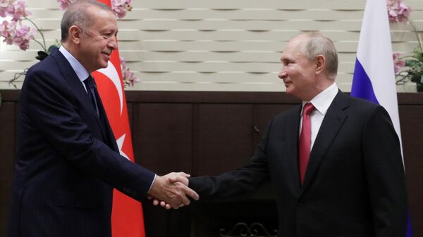 El presidente turco, Recep Tayyip Erdogan, y el presidente de Rusia, Vladímir Putin (archivo) - Sputnik Mundo