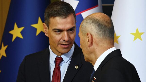 El presidente del Gobierno español, Pedro Sánchez, y el primer ministro de Eslovenia, Janez Jansa  - Sputnik Mundo