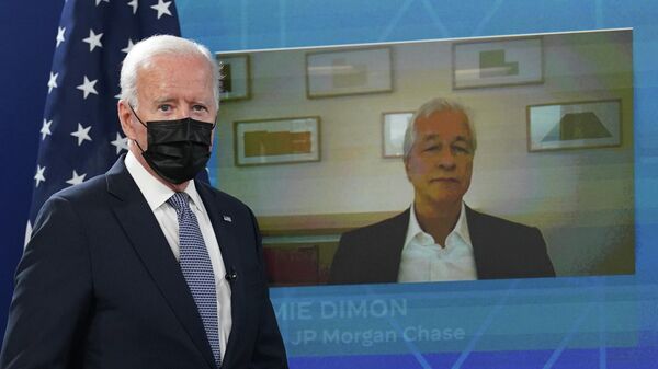 Una reunión virtual del director ejecutivo deJPMorgan Chase, Jamie Dimon, con el presidente Joe Biden - Sputnik Mundo