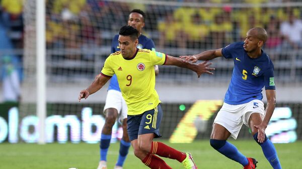 Partido de fútbol entre Colombia y Brasil en las Eliminatorias a Catar 2022 - Sputnik Mundo