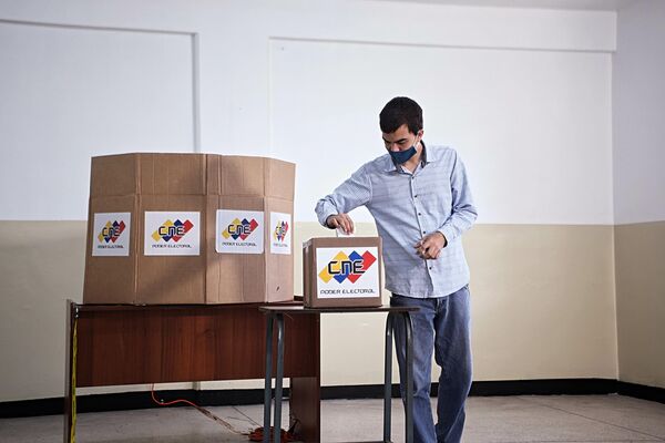  Para la autoridad electoral de Venezuela, la participación ciudadana en el simulacro superó las expectativas - Sputnik Mundo