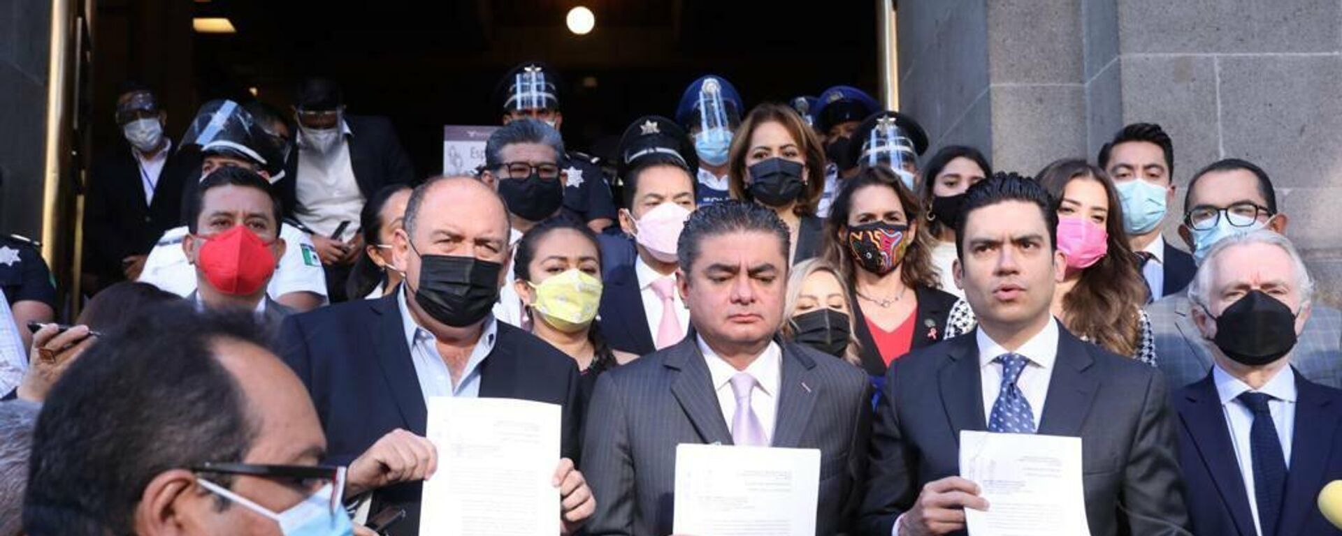 Va por México acudió a la Suprema Corte de Justicia de la Nación Va por México acudió a la Suprema Corte de Justicia de la Nación - Sputnik Mundo, 1920, 15.10.2021