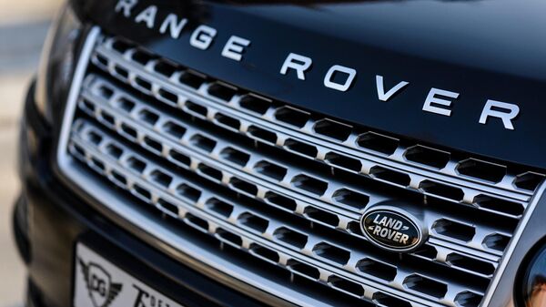El logo de Range Rover - Sputnik Mundo