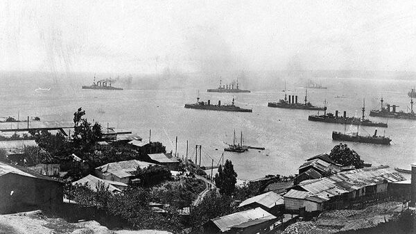 La escuadra alemana cerca de la ciudad de Valparaíso, Chile (1914) - Sputnik Mundo