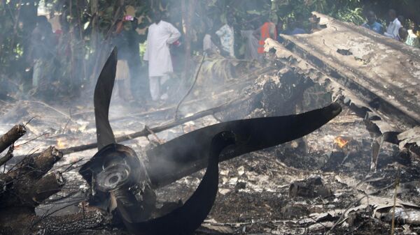Un Antonov An-26, se estrelló el 2 de noviembre por la mañana tras despegar del aeropuerto de Juba - Sputnik Mundo