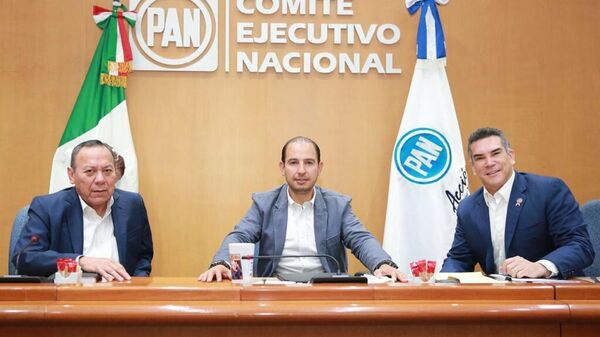 Dirigentes nacionales del PRD, Jesús Zambrano; del PAN, Marko Cortés, y del PRI, Alejandro Moreno. - Sputnik Mundo