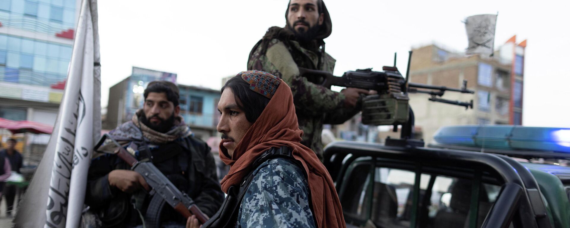 Talibanes vigilan la seguridad en Kabul, Afganistán - Sputnik Mundo, 1920, 24.11.2021