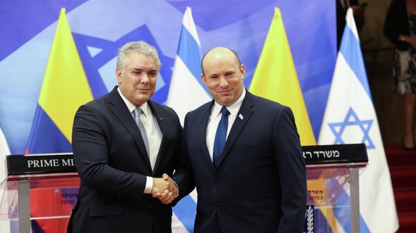 El presidente de Colombia, Iván Duque, junto al primer ministro de Israel, Naftali Bennett  - Sputnik Mundo