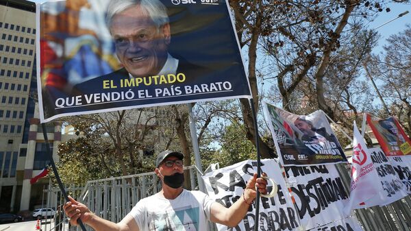 Una protesta contra el presidente chileno, Sebastián Piñera - Sputnik Mundo