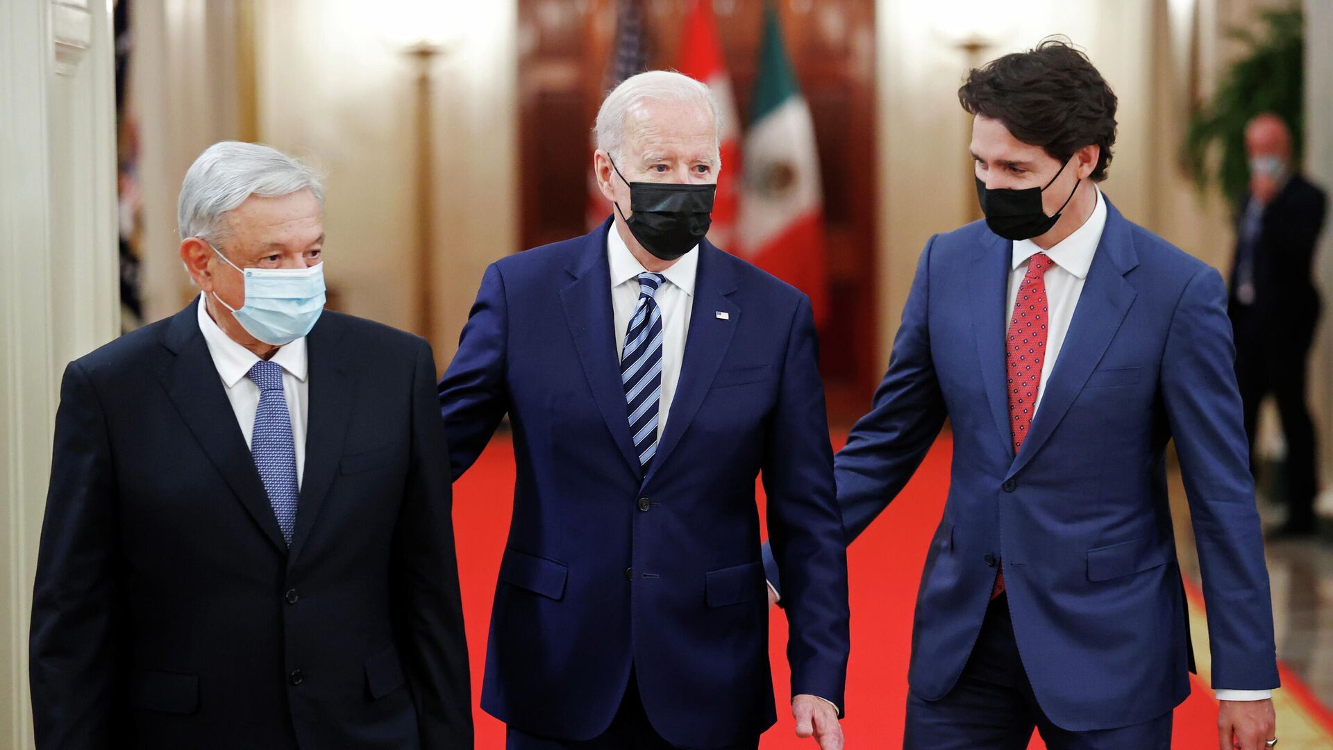 Presidente de México, Andrés Manuel Lopez Obrador, presidente de EEUU, Joe Biden, y primer ministro de Canadá, Justin Trudeau - Sputnik Mundo, 1920, 20.11.2021