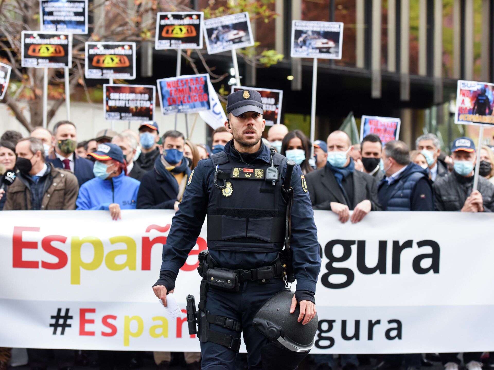 La Policía española empezará a utilizar porras extensibles de acero -  29.11.2021, Sputnik Mundo