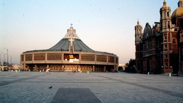 Imagen histórica de la Basílica de Guadalupe, en la Ciudad de México. - Sputnik Mundo