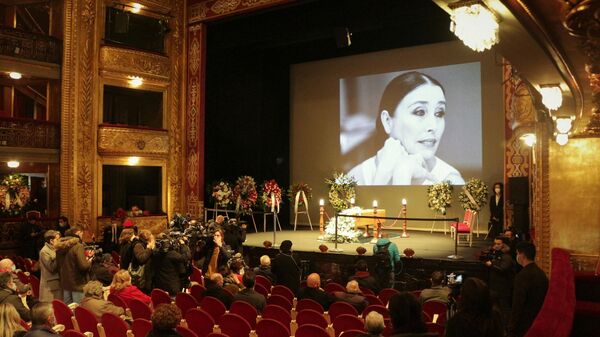 Capilla ardiente de la actriz Verónica Forqué, en el Teatro Español de Madrid - Sputnik Mundo