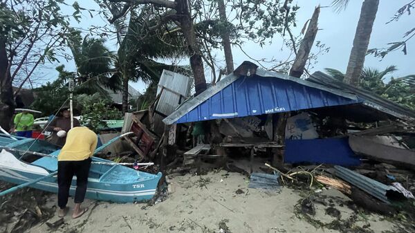 Las consecuencias del tifón Rai en Dimiao, provincia de Bohol, Filipinas, el 17 de diciembre de 2021  - Sputnik Mundo
