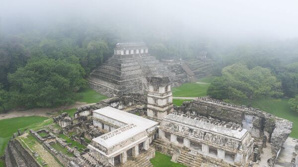 La ciudad maya de Palenque, ubicada en la región donde se desarrolla el Tren Maya. - Sputnik Mundo
