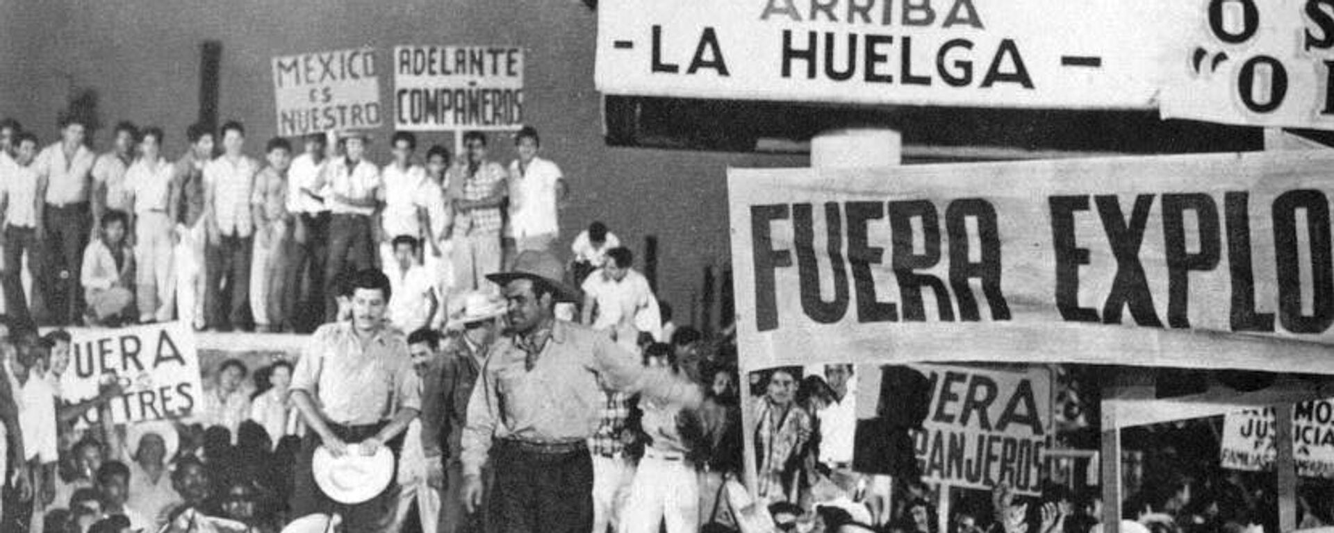 Rosa Blanca exhibe una protesta en contra de la explotación petrolera en México en la década de 1930.  - Sputnik Mundo, 1920, 20.12.2021