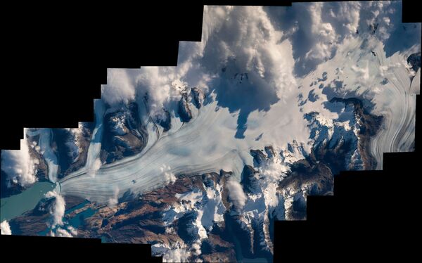 Una imagen del glaciar Upsala en la Patagonia, América del Sur, tomada por el astronauta europeo Thomas Pesquet desde la Estación Espacial Internacional por el astronauta de la Agencia Espacial Europea Thomas Pesquet. - Sputnik Mundo