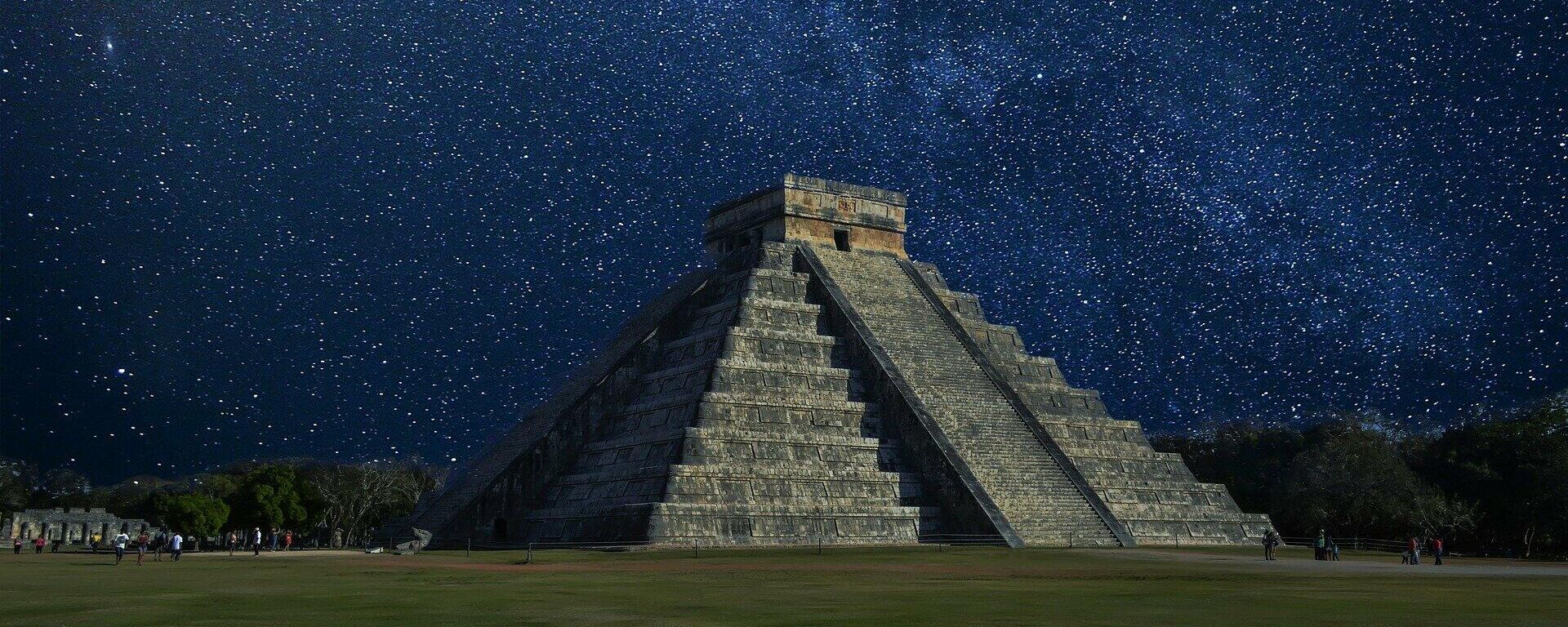 La pirámide maya Chichen Itza - Sputnik Mundo, 1920, 21.12.2021