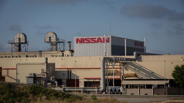 Exterior de la fábrica de Nissan en la Zona Franca de Barcelona - Sputnik Mundo