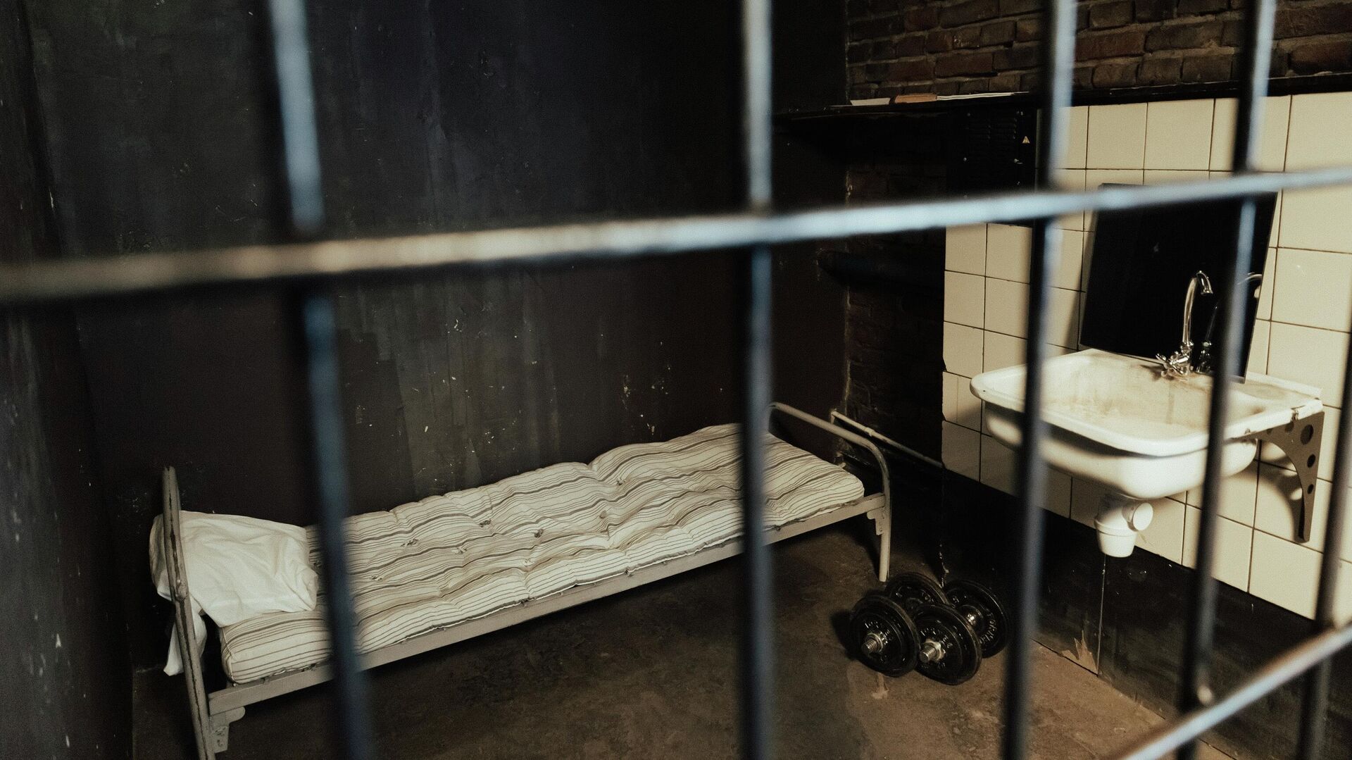 El interior de una celda en una cárcel - Sputnik Mundo, 1920, 14.01.2022