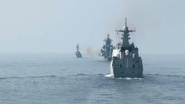 Un entrenamiento naval a tres bandas –CHIRU, por las iniciales de China, Irán y Rusia– en el mar Arábigo  - Sputnik Mundo