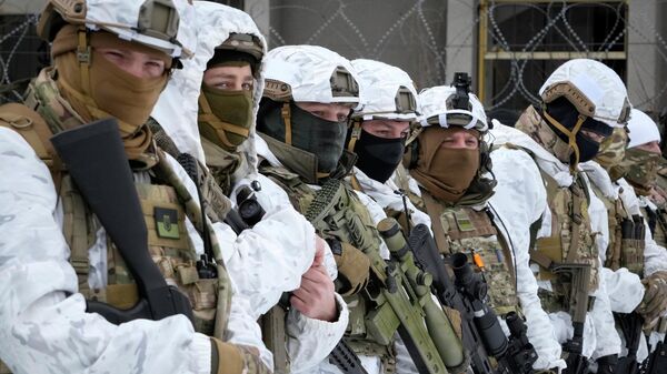 Los ejercicios militares en Ucrania  - Sputnik Mundo