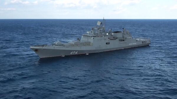 El barco de vigilancia Almirante grigorovich durante los ejercicios de la Armada rusa - Sputnik Mundo