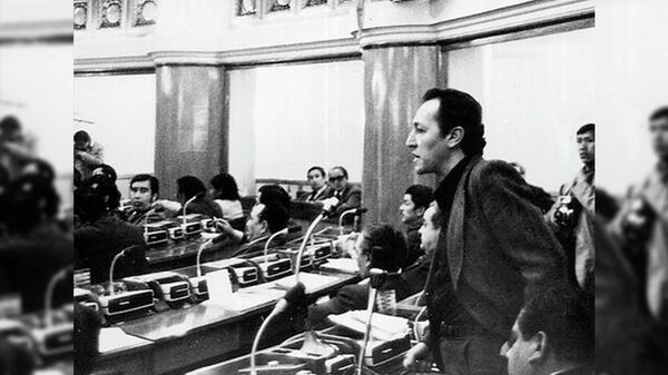 El diputado Marcelo Quiroga Santa Cruz en la exposición de alegatos en el juicio de responsabilidades contra el general Hugo Banzer y sus colaboradores por delitos cometidos durante la dictadura de 1971-1978 - Sputnik Mundo