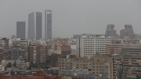 Presencia de polvo sahariano en Madrid (España) - Sputnik Mundo